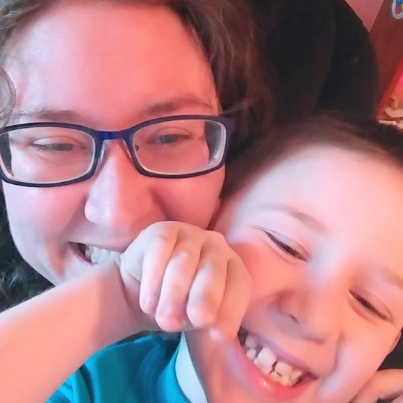 Meet your Posher, Ganit - Picture 1 of 1